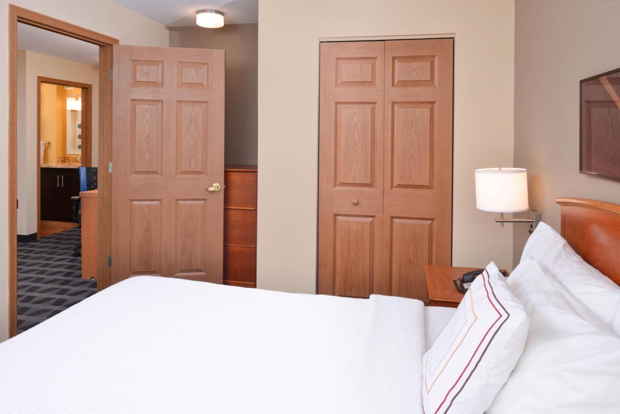 Candlewood Suites St Louis St Charles By Ihg Saint Charles Екстериор снимка