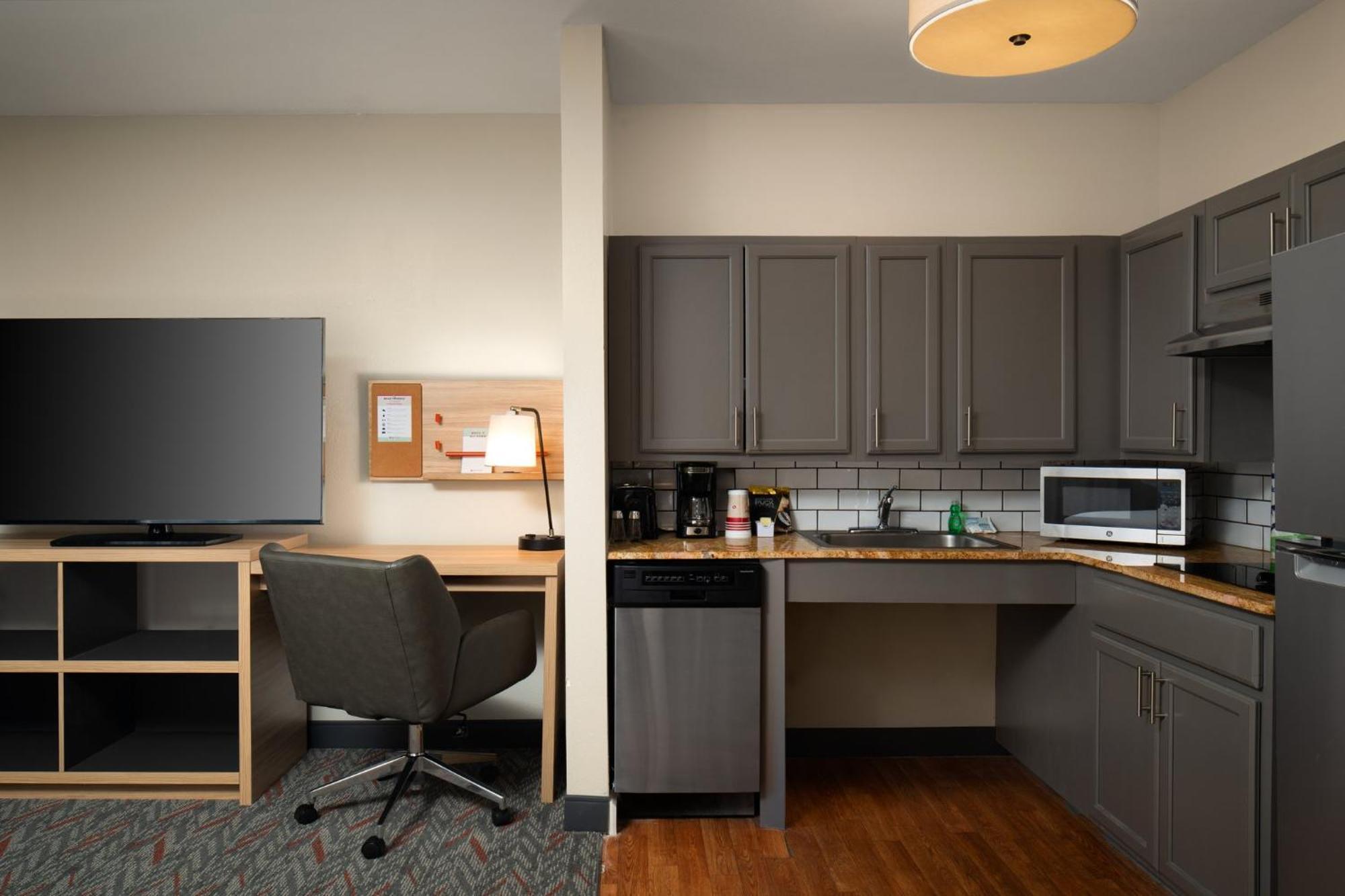Candlewood Suites St Louis St Charles By Ihg Saint Charles Екстериор снимка